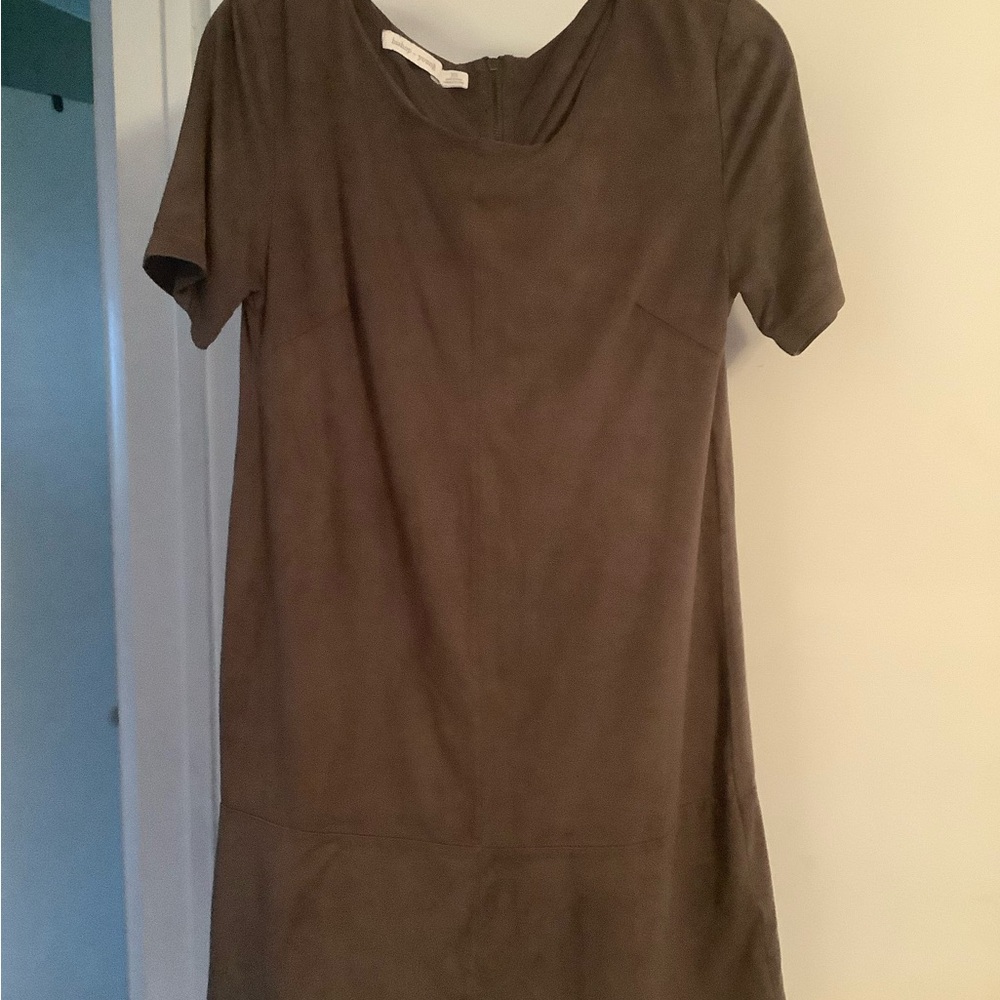 bishop + young Olive Green Short Sleeve Shift Dress